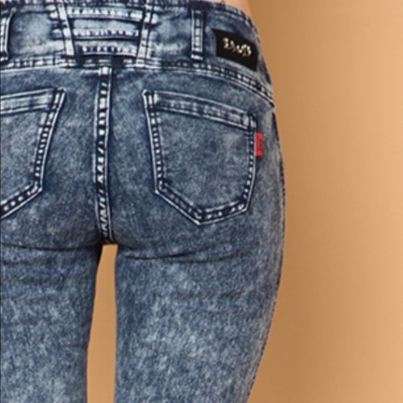 🎉HP🎉ACID WASHED SKINNY STRETCHY JEANS - Picture 4 of 5